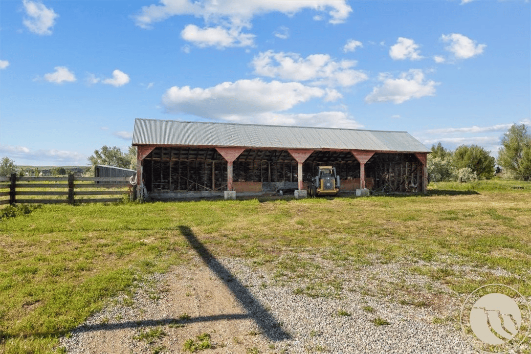 105 Schreiner Rd