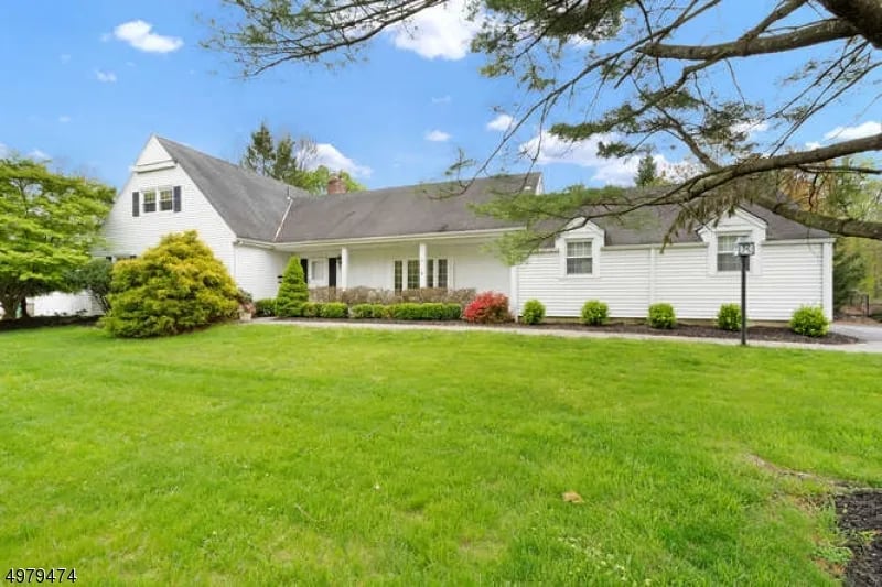 23 Cutler Dr