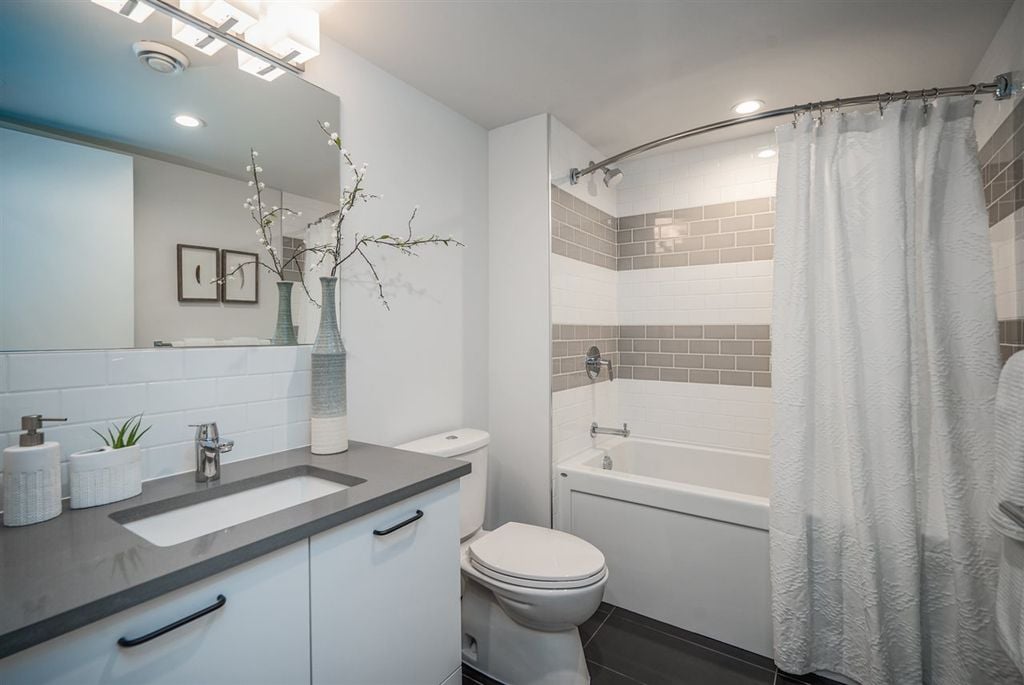 1519 Crown St, #304