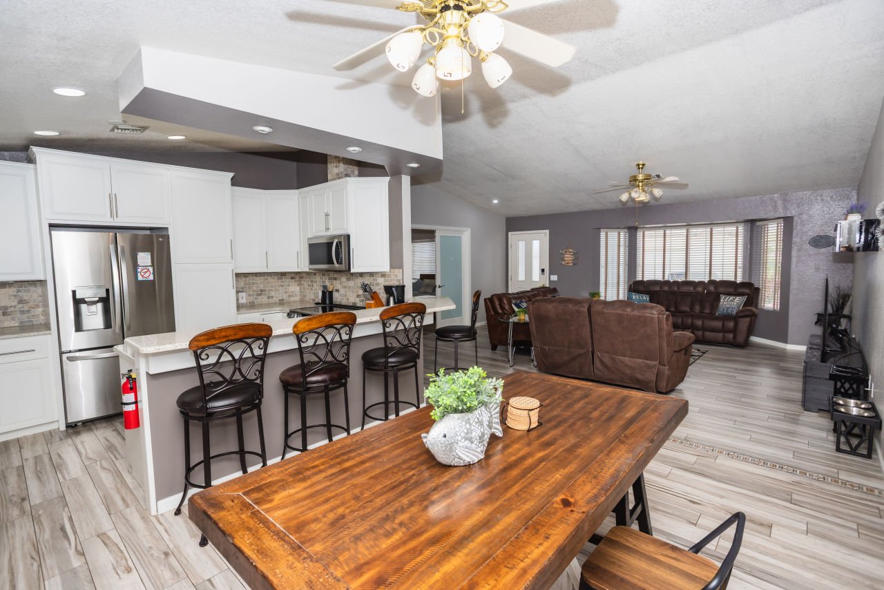 2860 Arabian Dr