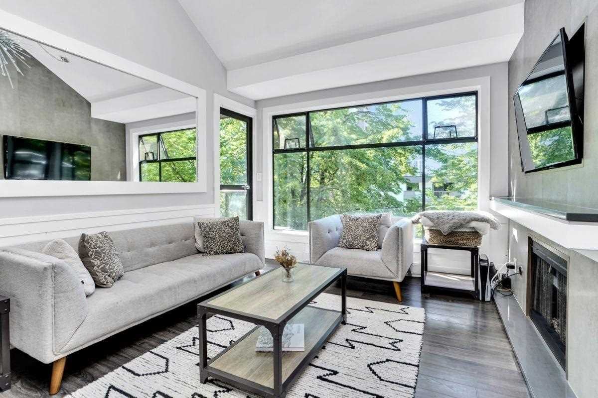 303-1702 Chesterfield Avenue, North Vancouver