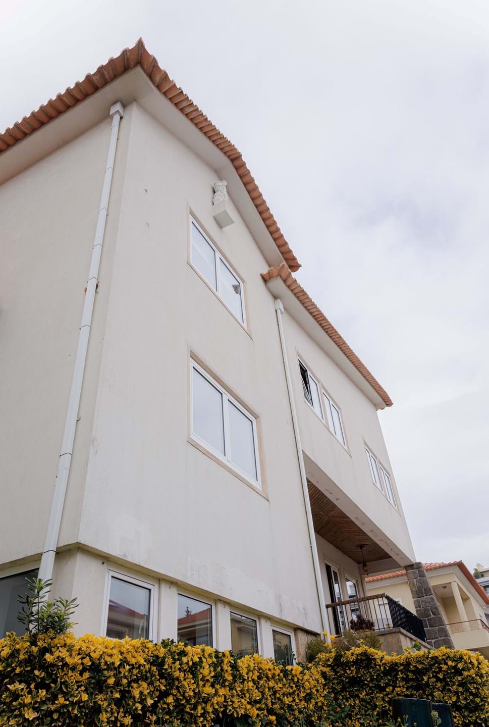Luxury Four-Story Home in Foz do Douro, Porto with Ocean Views and Beach Proximity