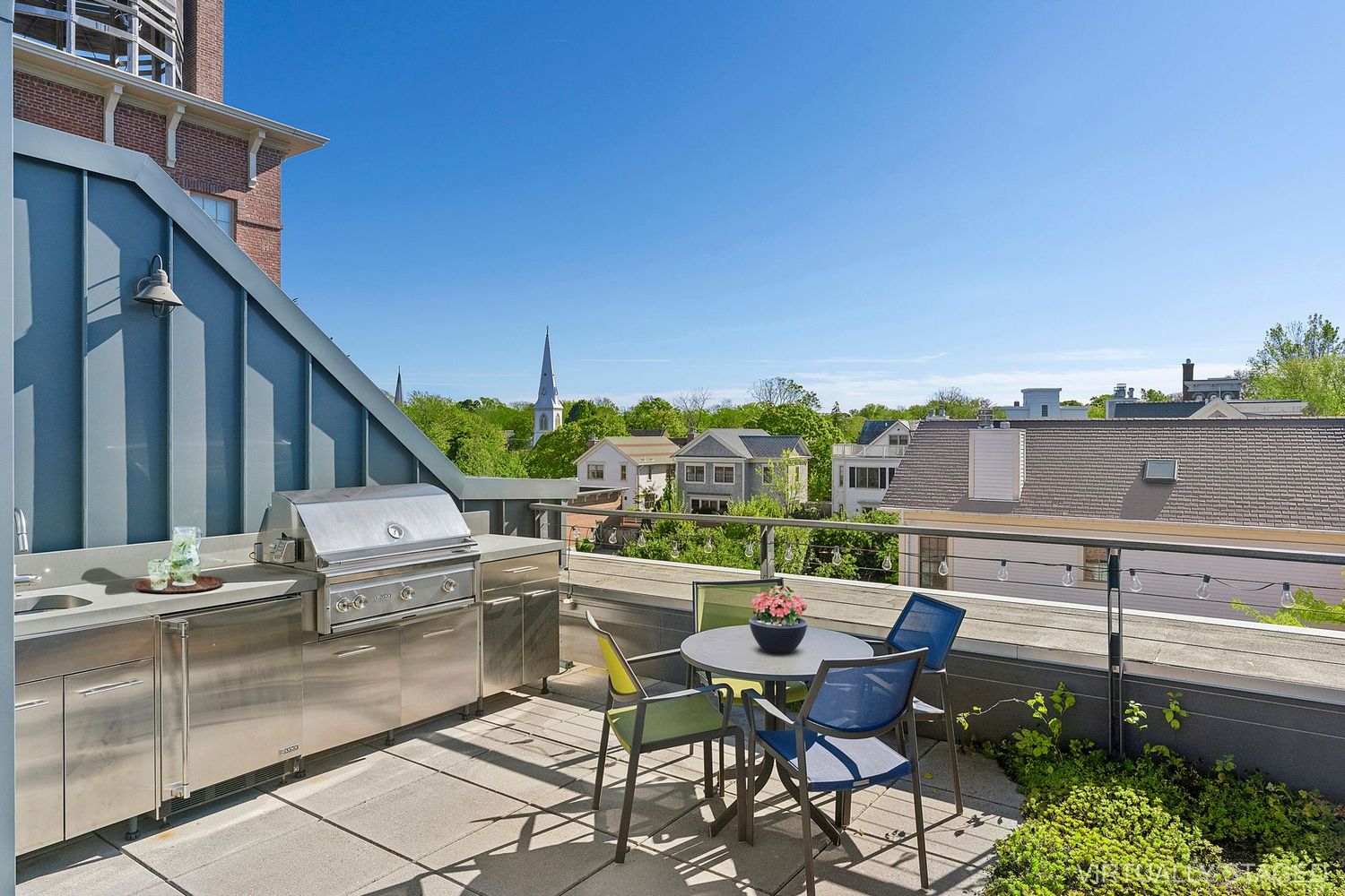 A Glamorous Watchcase Penthouse