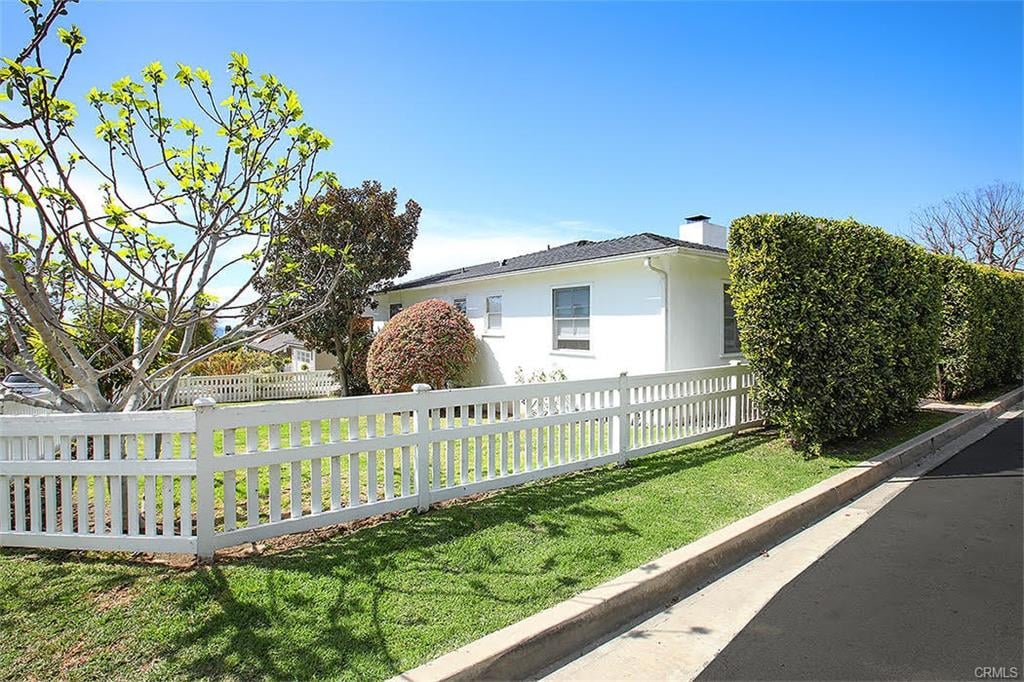 465 Monterey Dr