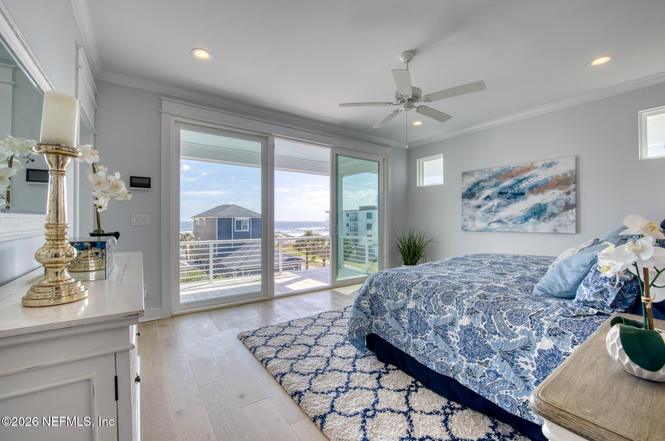 1812 Ocean Dr S