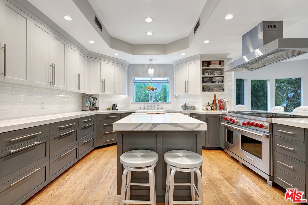 Lifestyle spaces at 4102 Cachalote Street