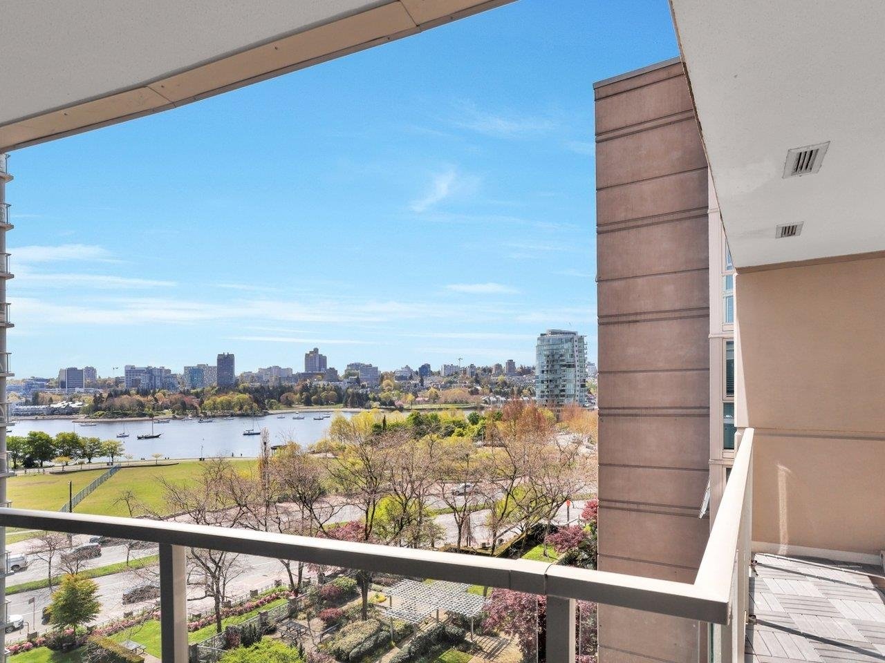 802-1318 Homer St Unit: 802