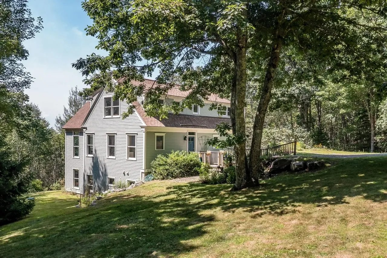 Newly Priced: 24 White Tail Drive, Rockport, ME 04856 – $845,000