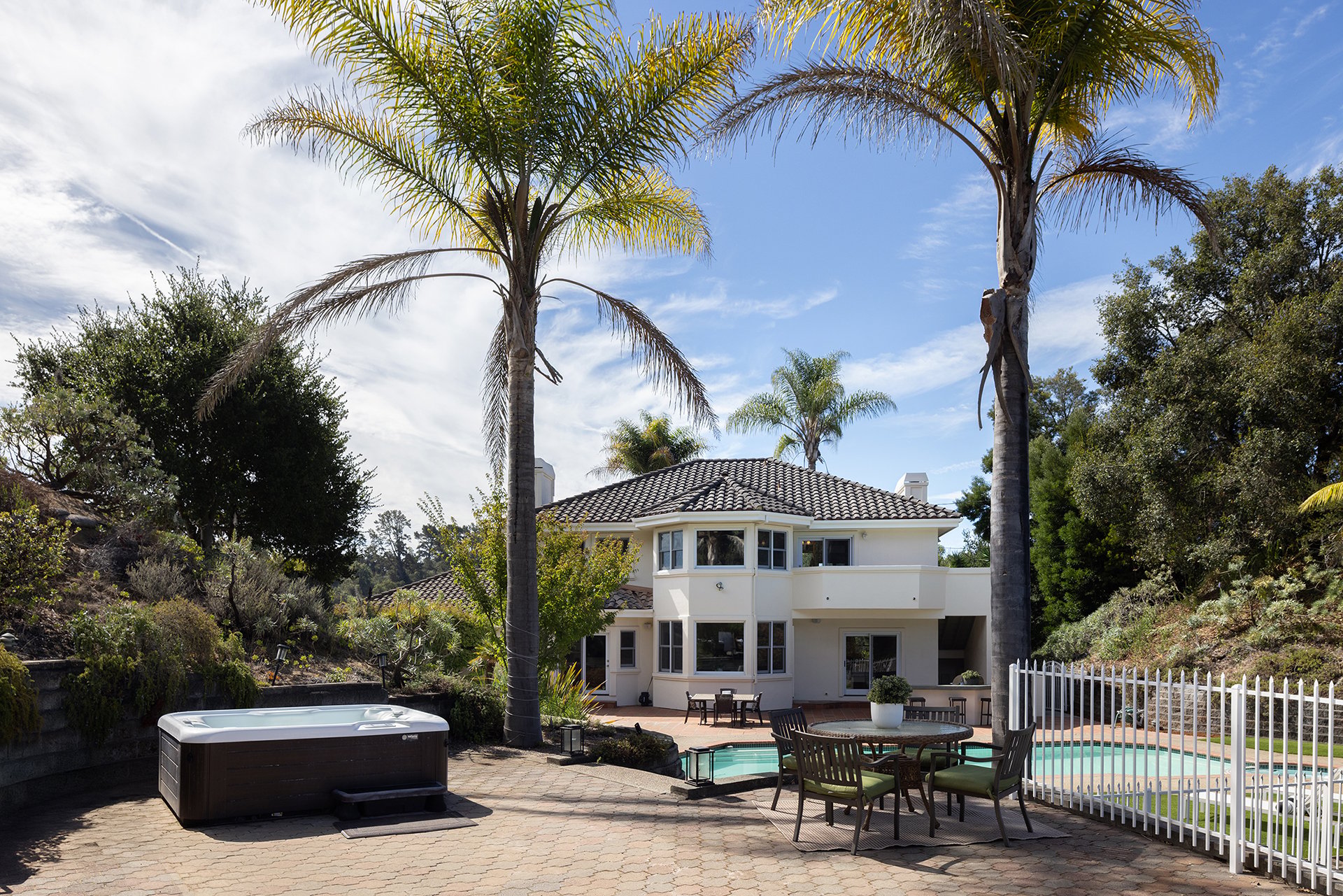Private Aptos Estate with Vineyard Views