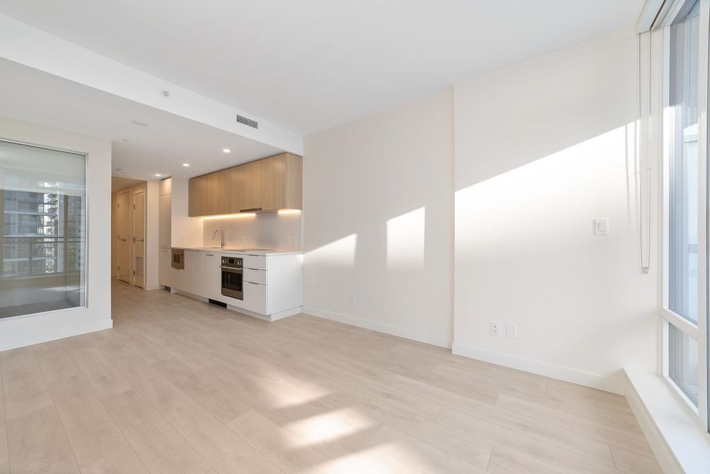 13318 104 Ave, #2407