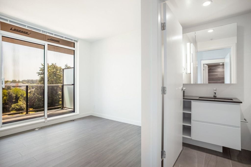 13655 Fraser Hwy, #909
