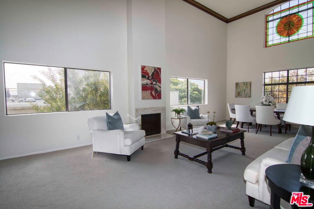 8712 Gregory Way, Unit 405