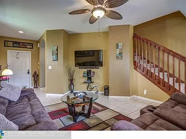 734 NW 127th Ave