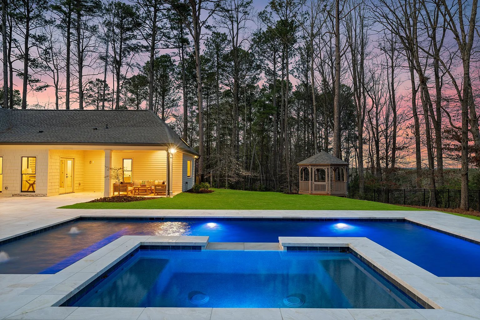 15445 Thorntree Run