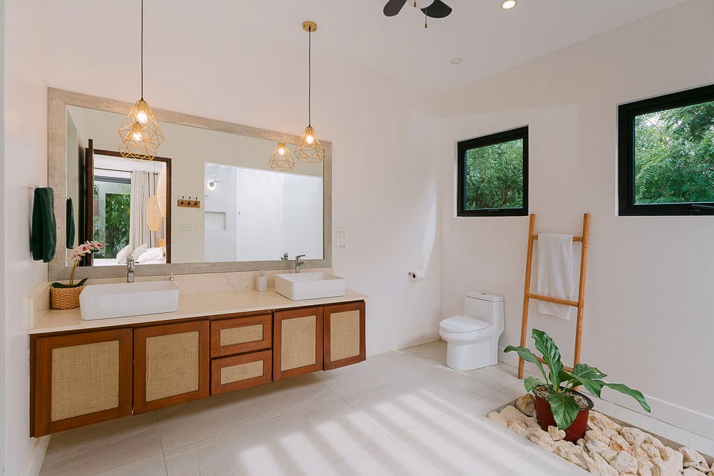 Casa Julia | Luxury Estate with Guest House & Two Private Pools in Hacienda Pinilla