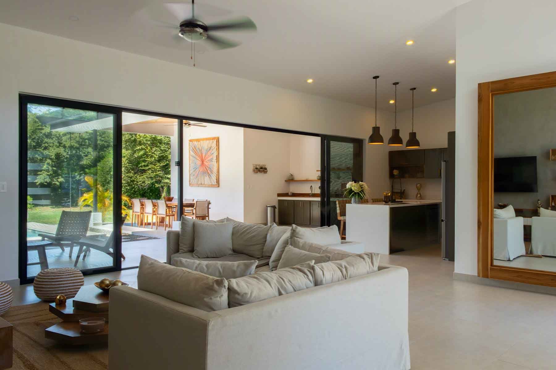 Casa Bromelia Dorada | Stylish 3-Bedroom Home with Pool in Nature-Lovers’ Paradise