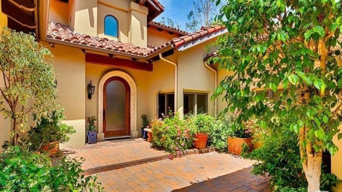 Zenith Crest, Summit Cir, 90210