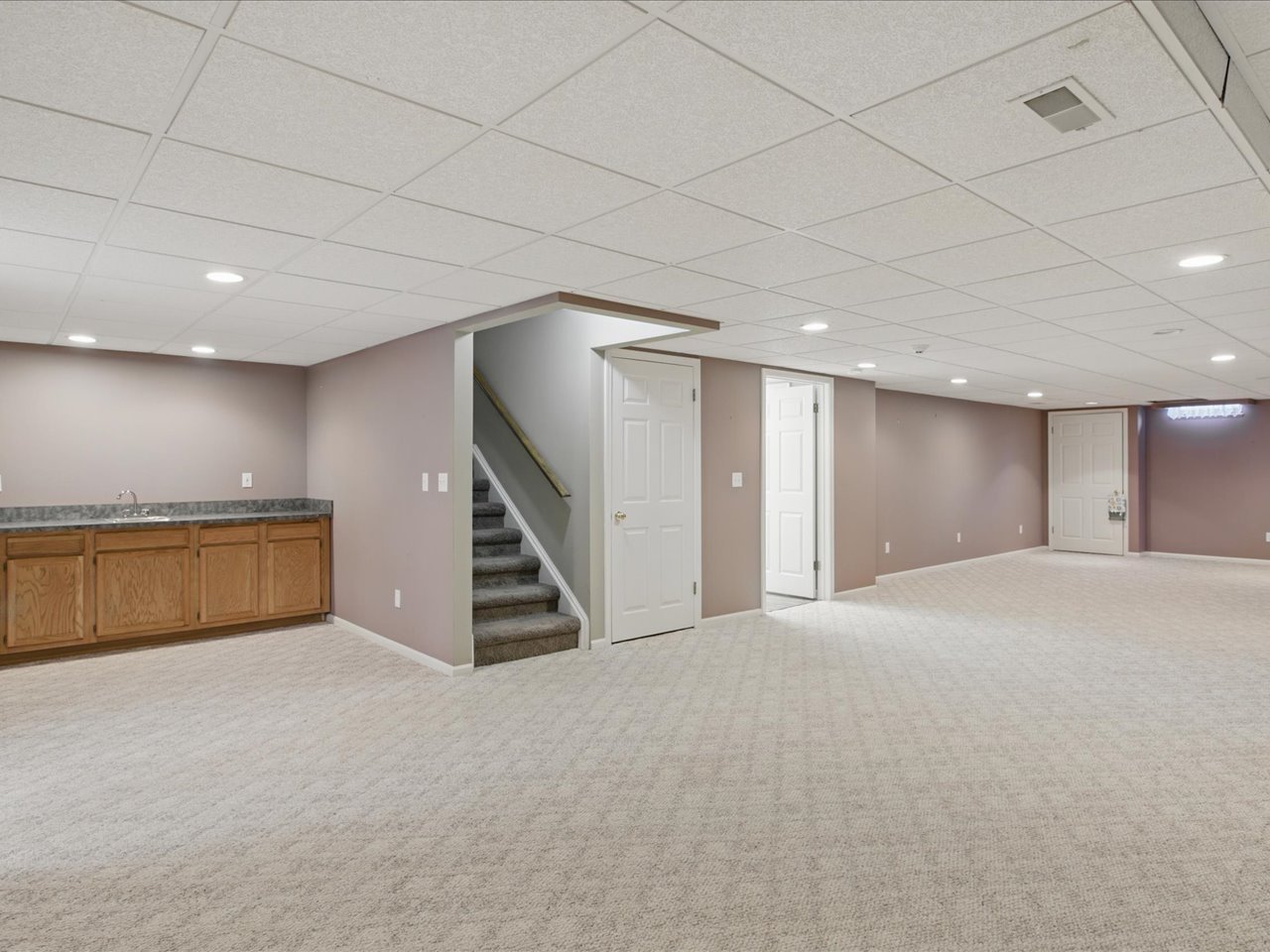 2849 Shorewood Blvd., Fort Gratiot, MI  48059