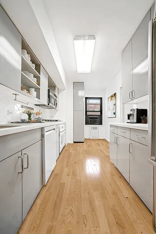 50 Sutton Place S, #21C