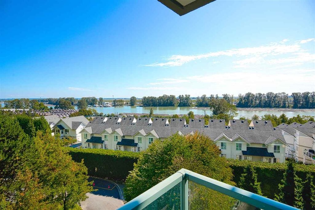 2733 Chandlery Pl, #703