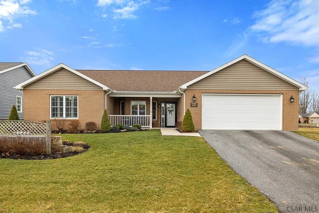 107 Saucon Way