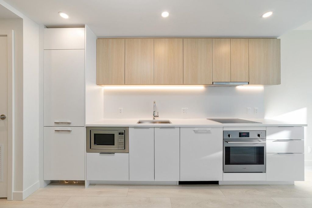 13318 104 Ave, #2407