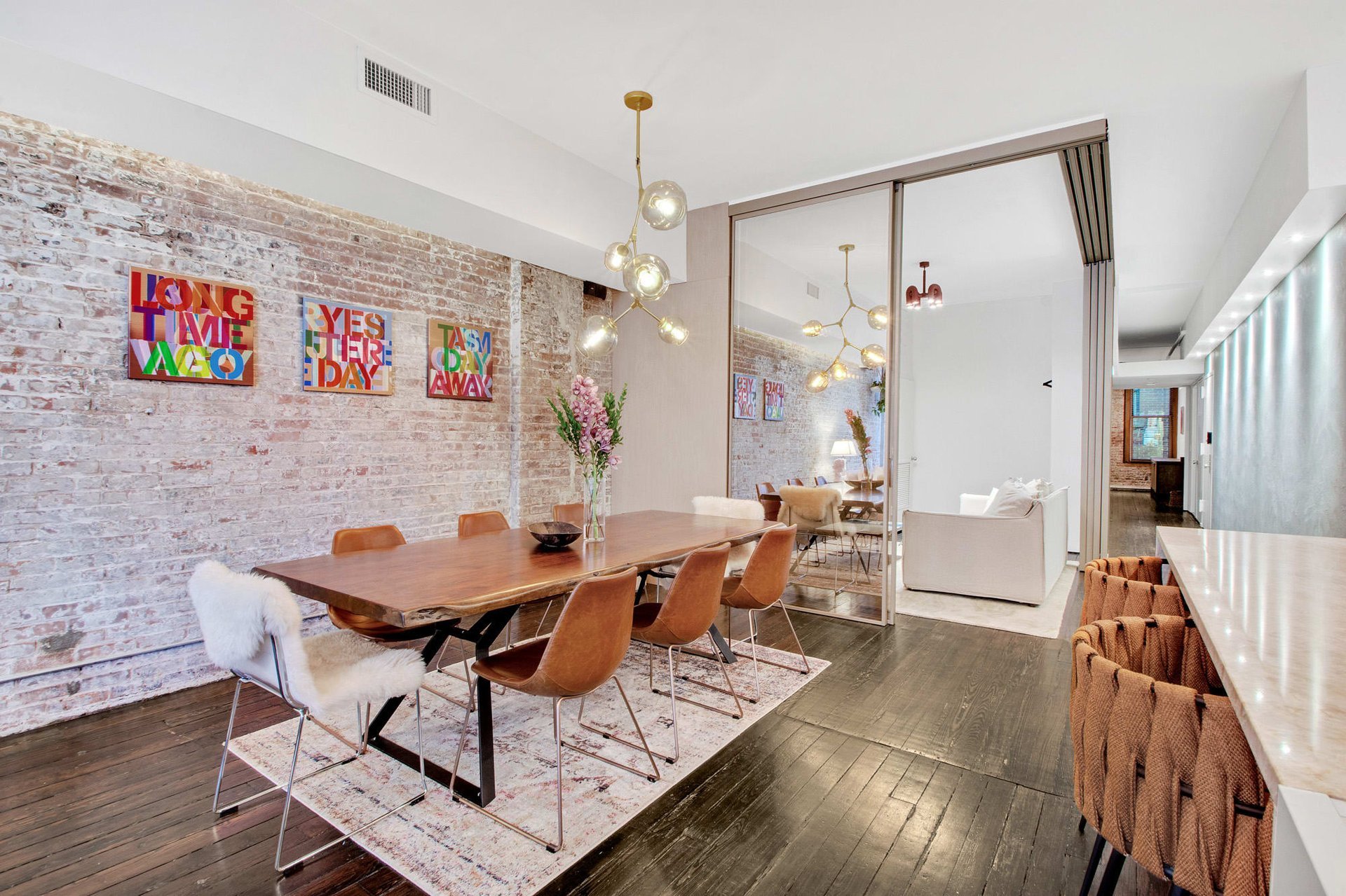 399 Washington Street, 4