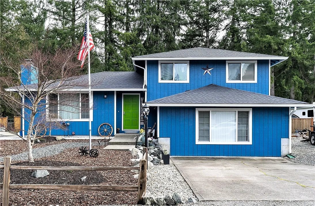 2110 Bobb Ct SE