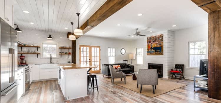 House Tour: A Modern Farmhouse