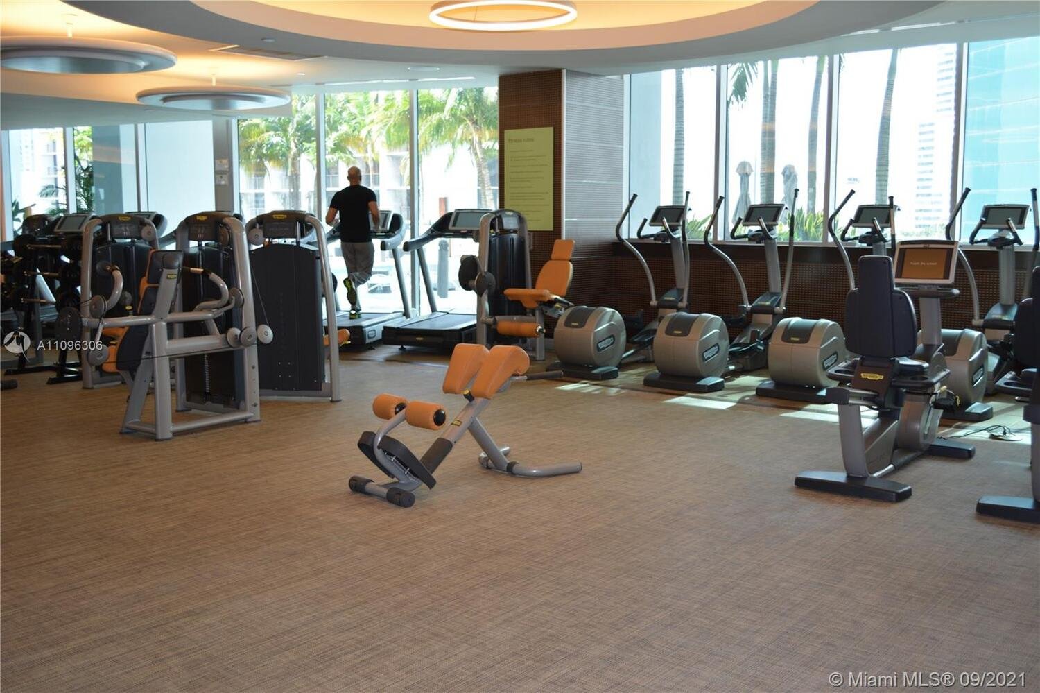 200 Biscayne Blvd Way, #3308  