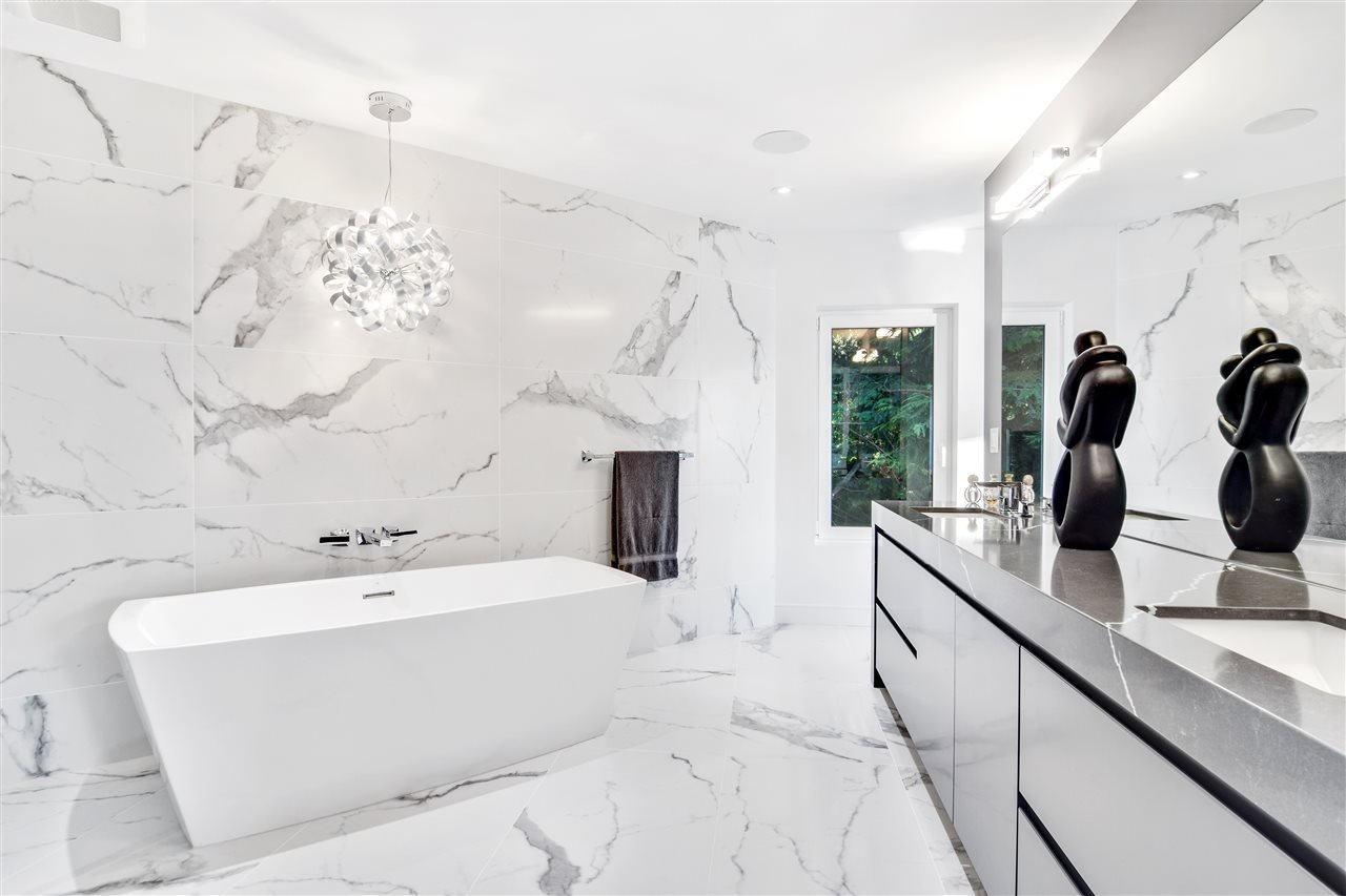 233 Bayview Rd