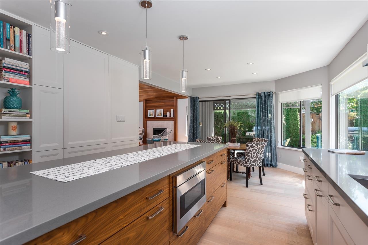 5393 Wildwood Cres