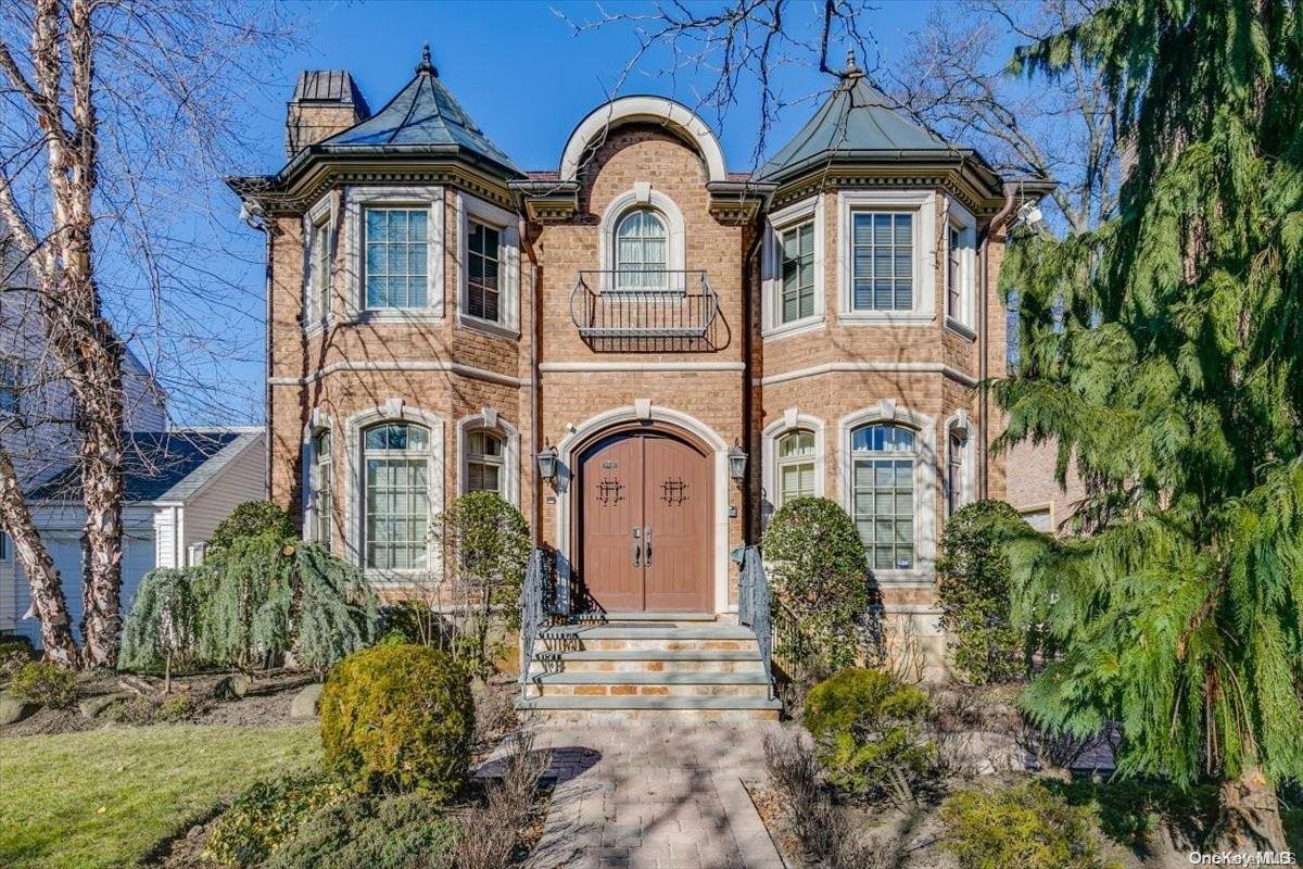 214-15 33rd Rd