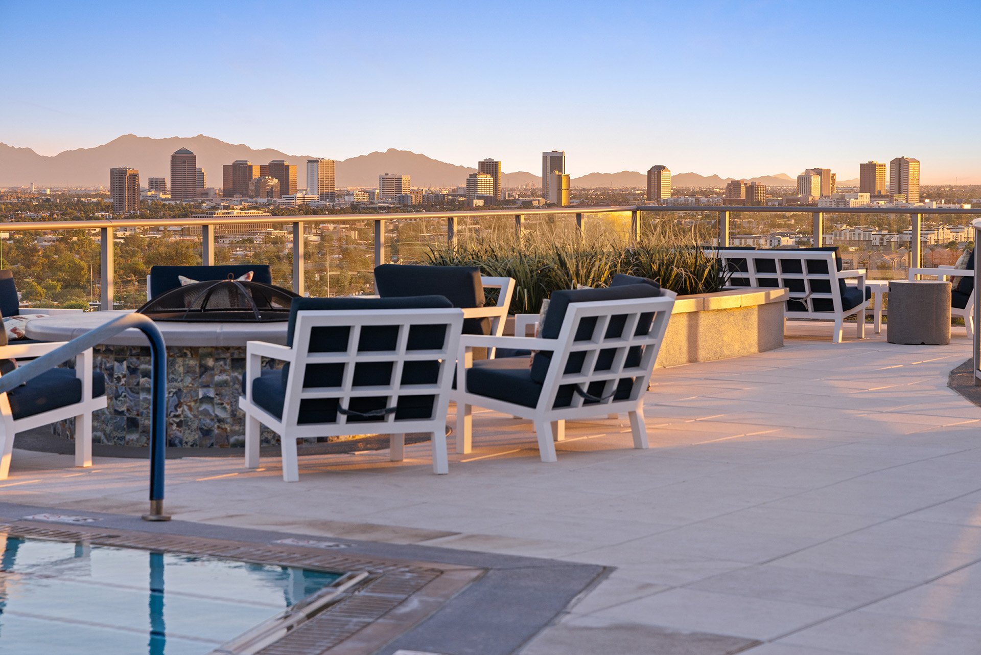 2211 E CAMELBACK Road 902