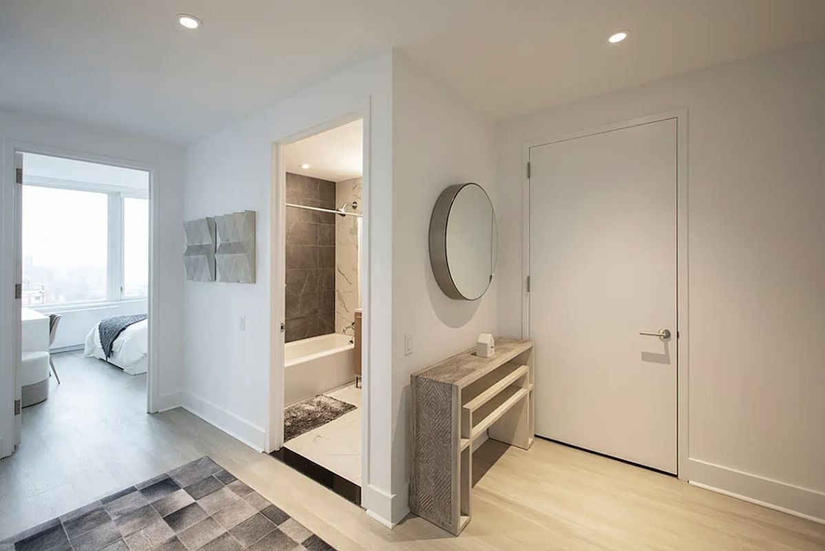 No Broker Fee - Stunning 2 Bedroom - Downtown Brooklyn