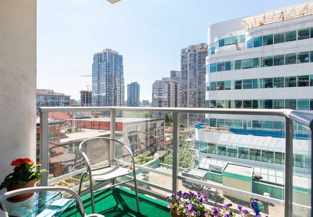 821 Cambie St, #608