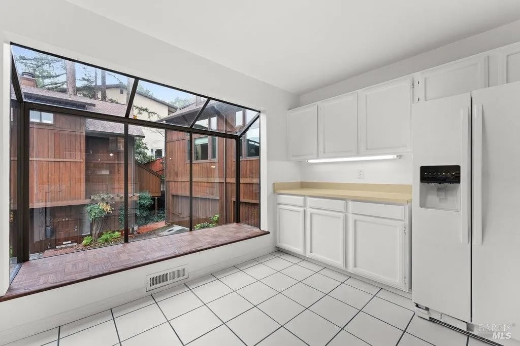 891 Magnolia Ave