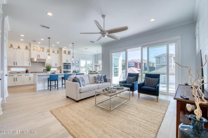 1812 Ocean Dr S