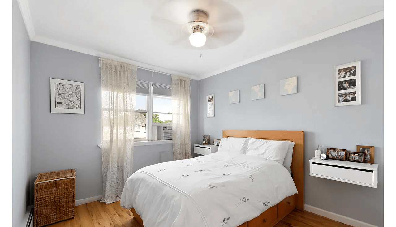 593 17th Street #4B