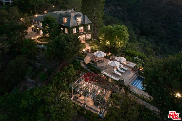 13337 Mulholland DR