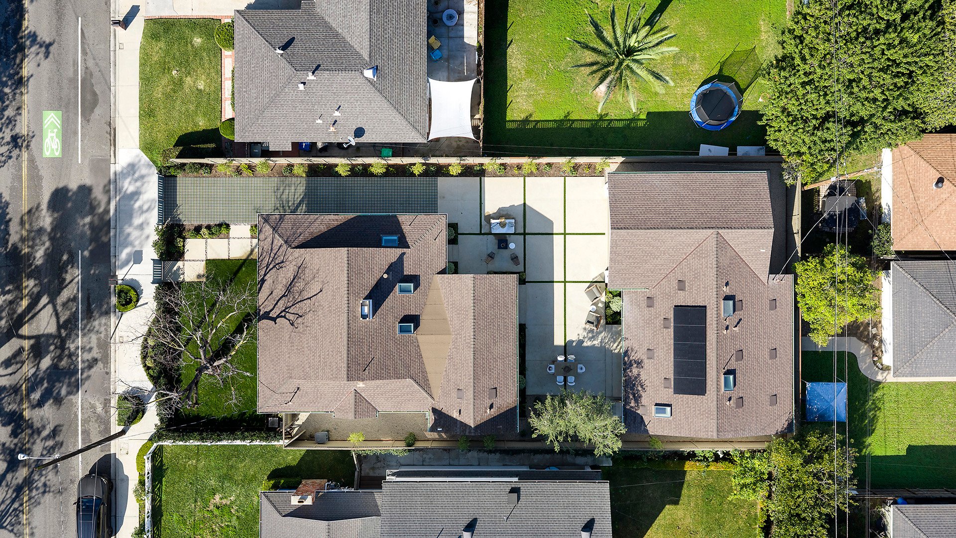 212 E 19th Street