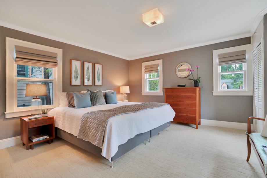 Sold for 10% Over List Price – 23 Colonial Terrace, Maplewood, NJ – $755,000