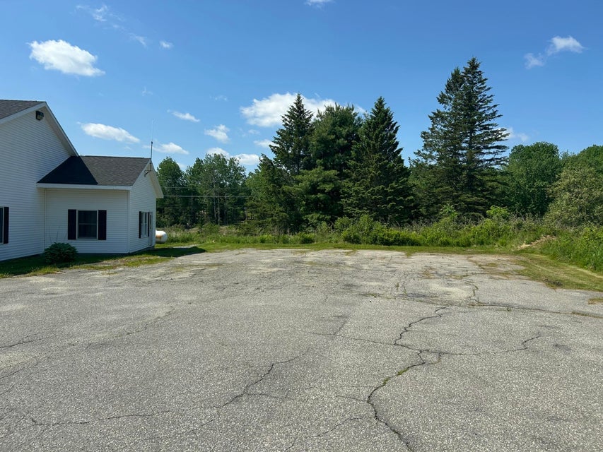 190 Bangor Road Ellsworth, ME 04605