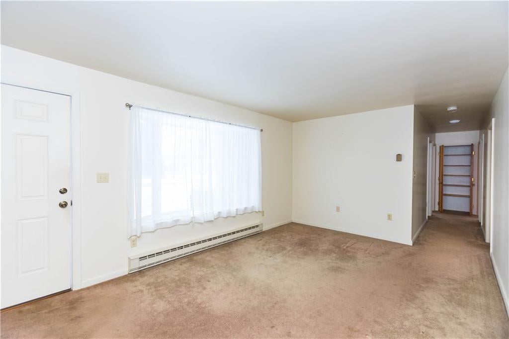 8 Barton Lane, Middletown RI, 02842