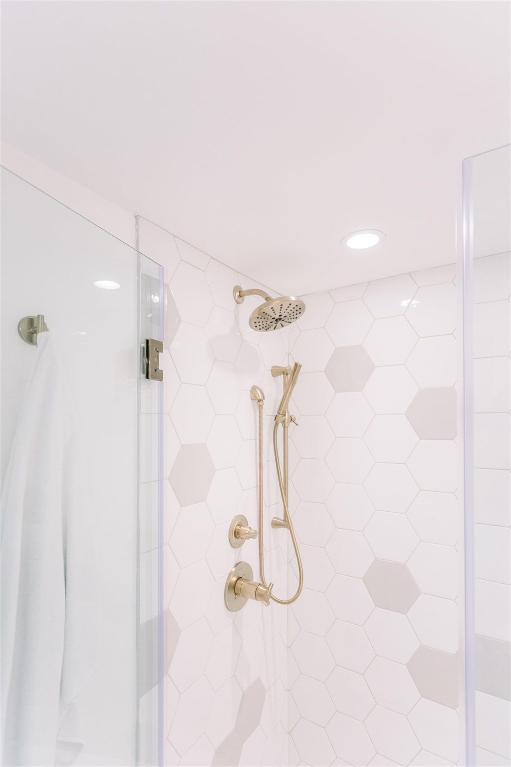311 W 59th Ave
