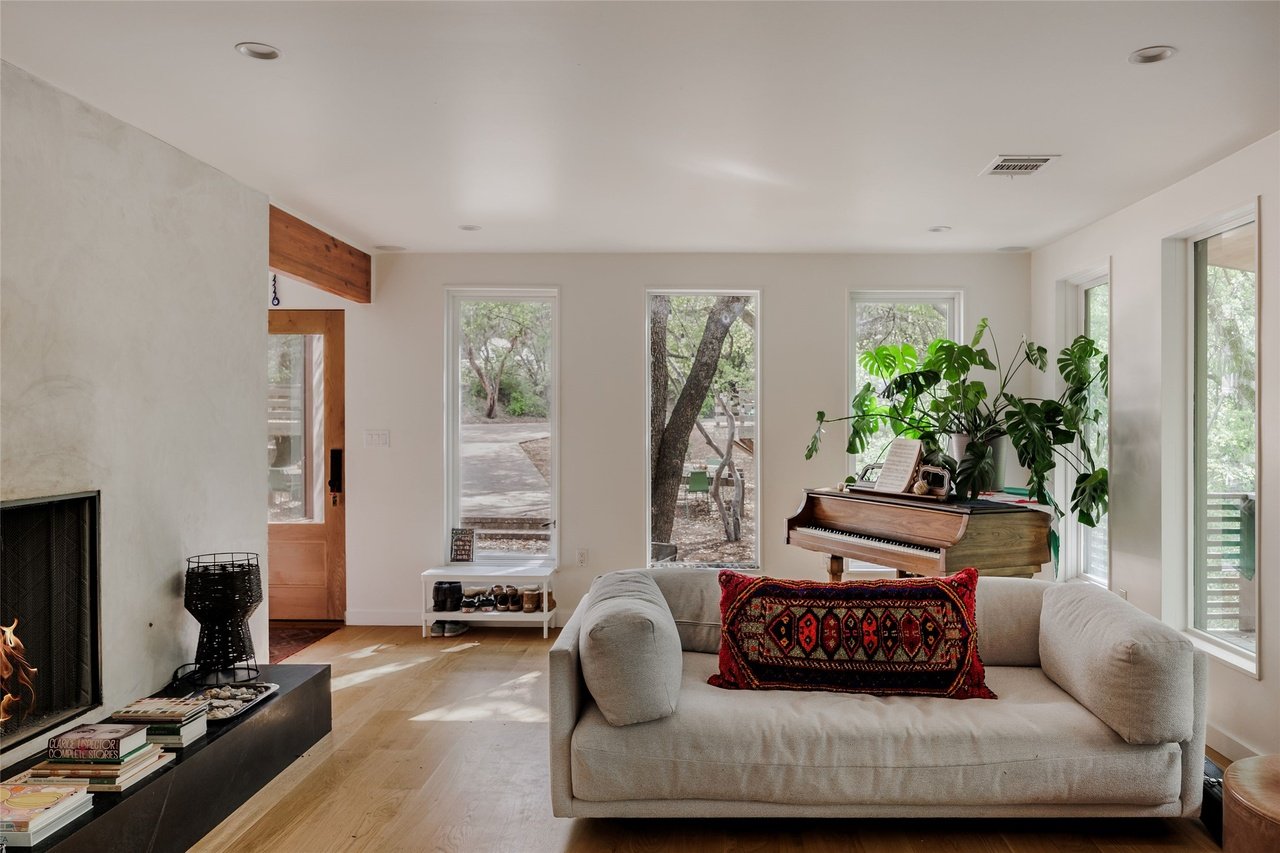 3310 Westhill Dr