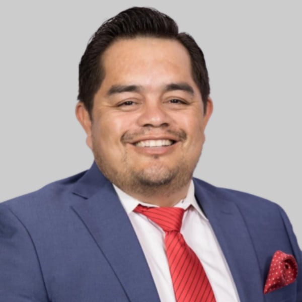 Lupe Rodriguez Austin, TX Real Estate Agent Headshot