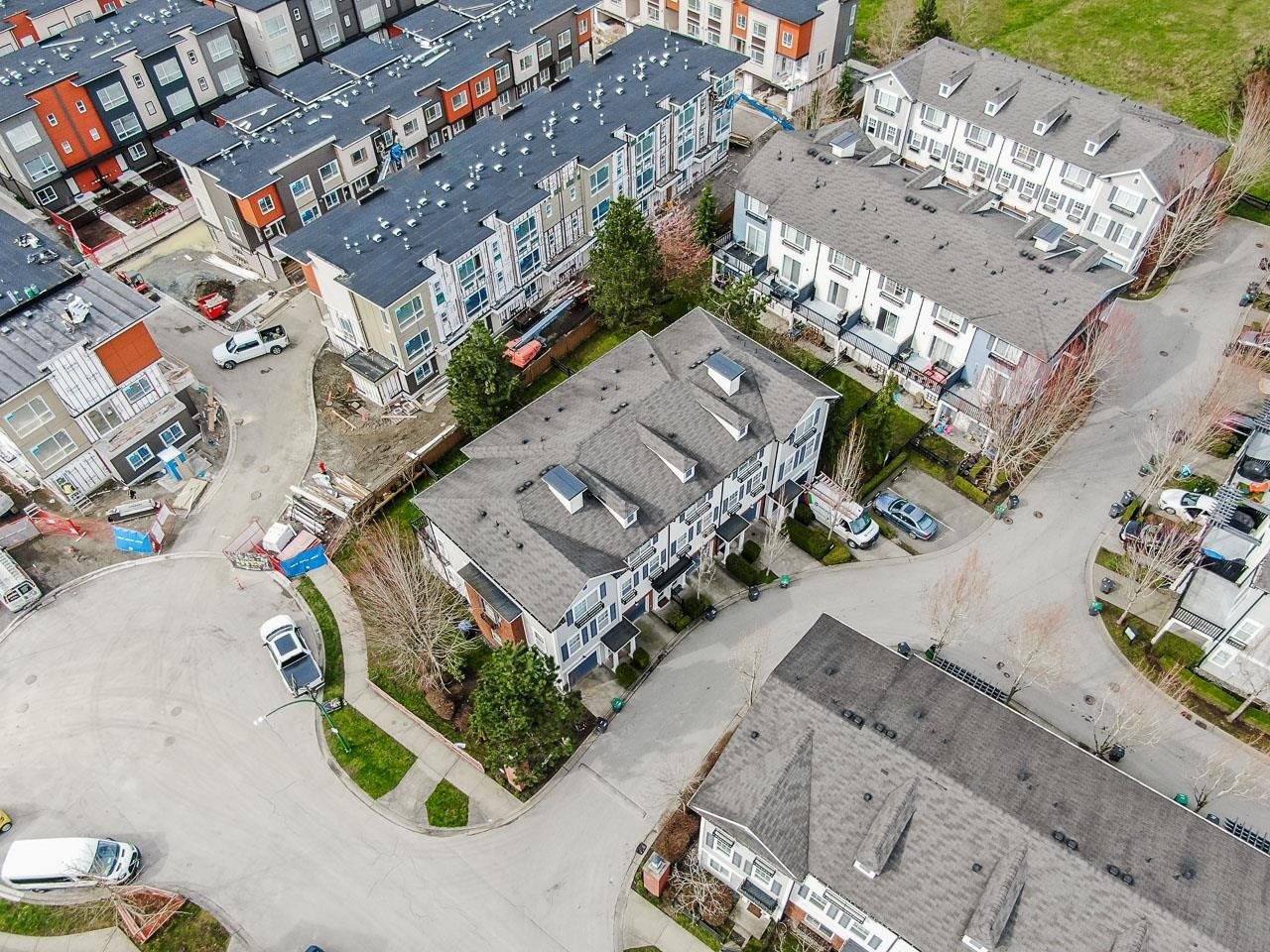 84-18983 72a Ave