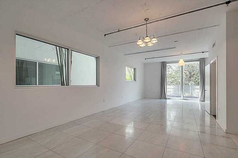 Josh Stein Lists Lincoln Road Loft!