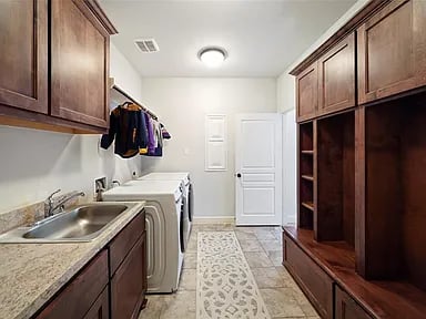 11264 Blue Grass Way